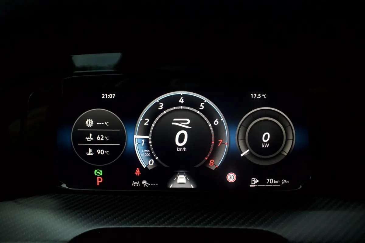 8.5R| Akrapovic - Pano - H/K - HUD - Bodykit