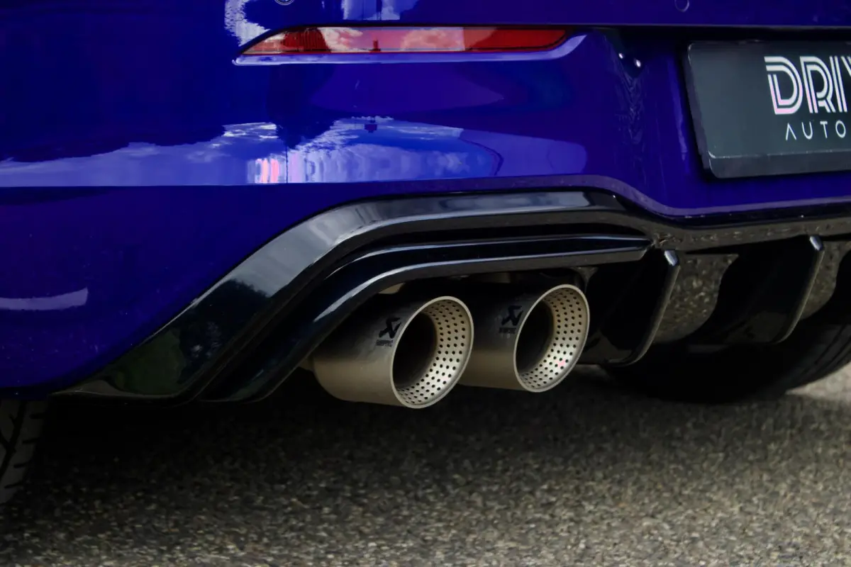 8.5R| Akrapovic - Pano - H/K - HUD - Bodykit