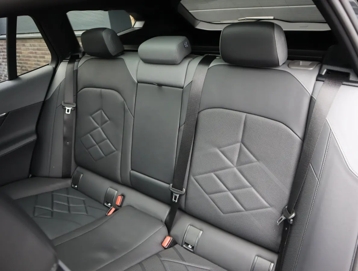 530e xDrive M Sport | Pano | Memory | Lazer | HUD | H+K | Bomvol