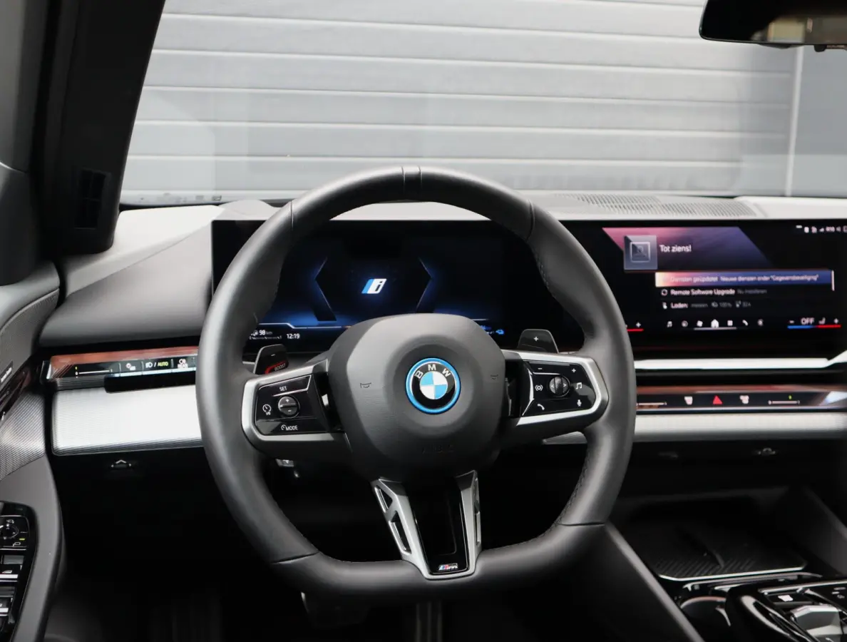 530e xDrive M Sport | Pano | Memory | Lazer | HUD | H+K | Bomvol