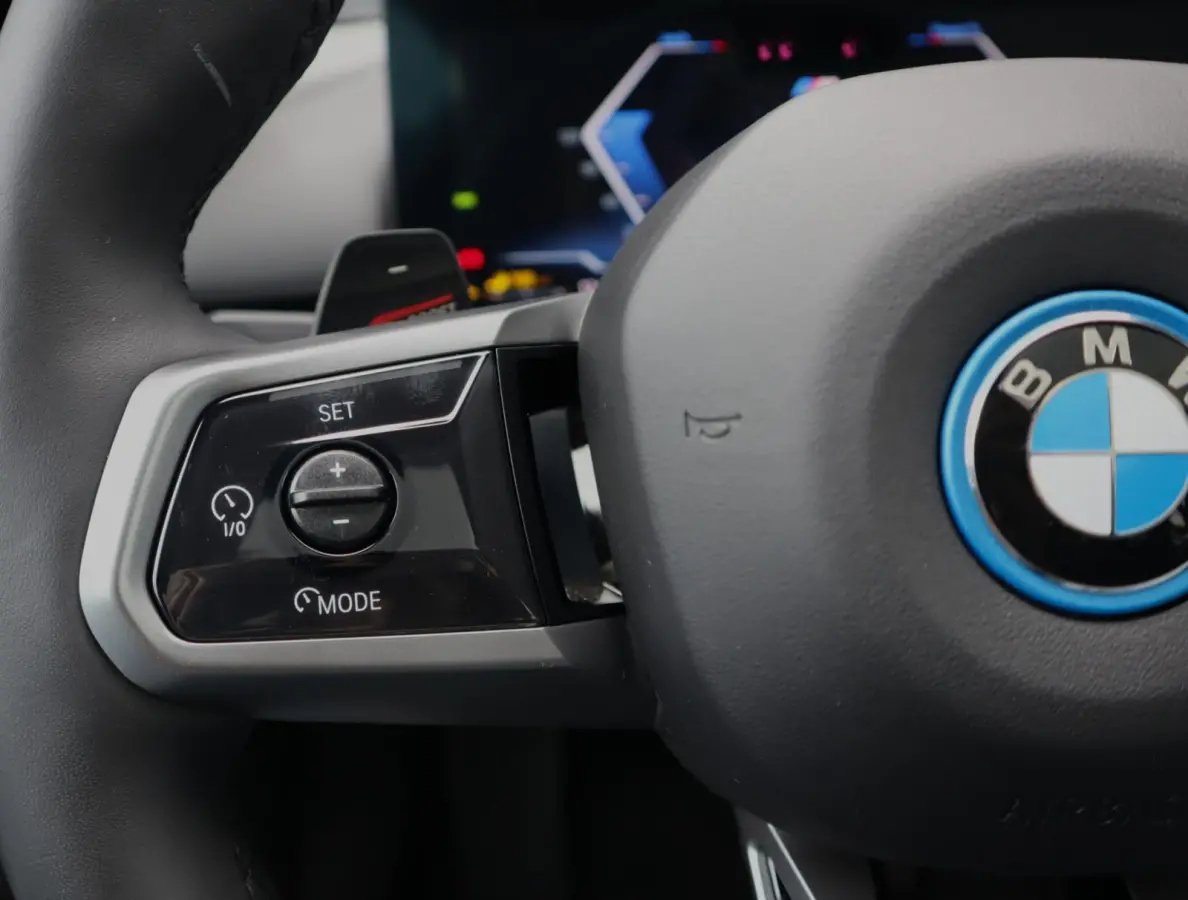 530e xDrive M Sport | Pano | Memory | Lazer | HUD | H+K | Bomvol