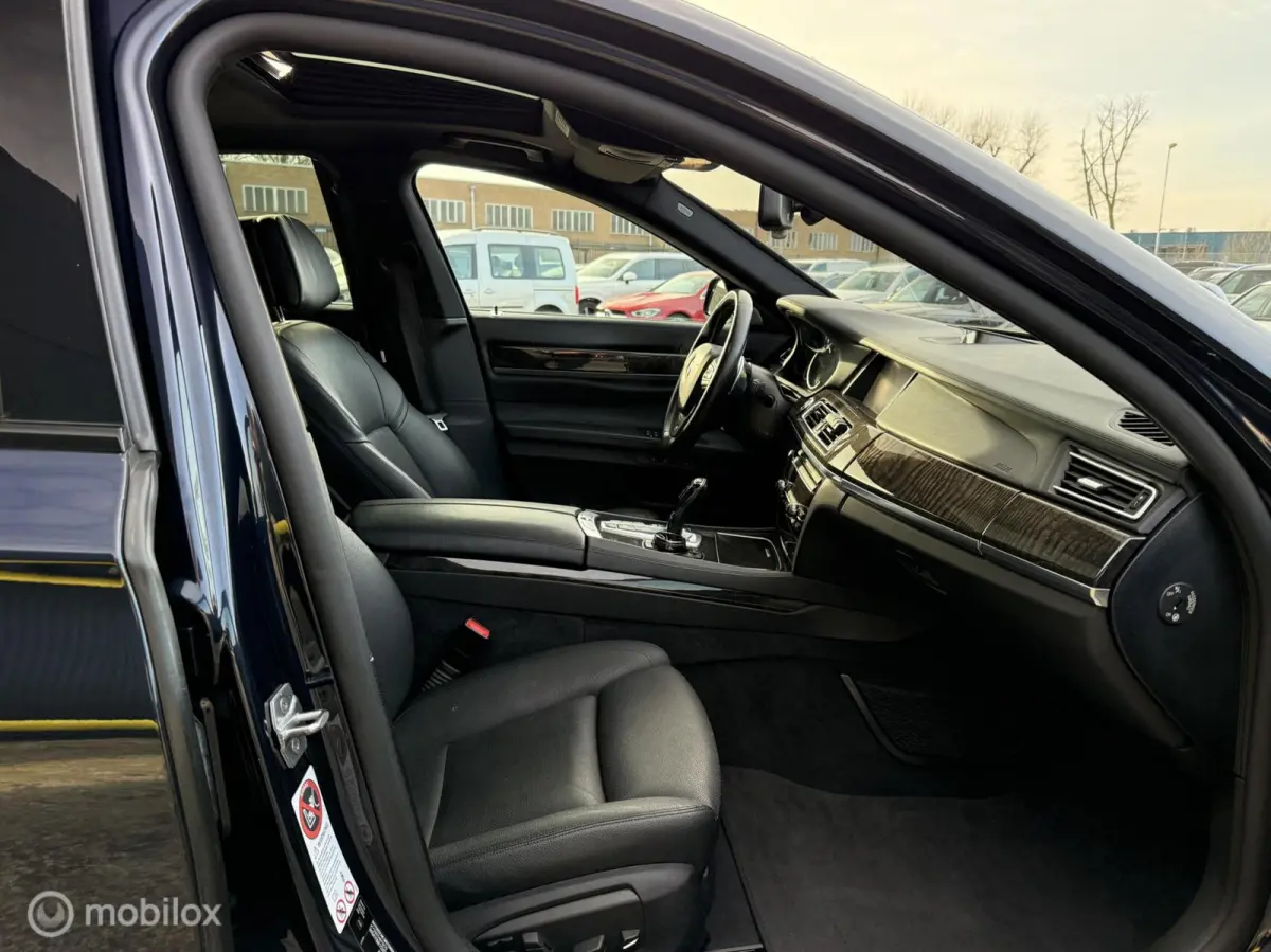 750d xDrive Individual Edition M-PAKKET