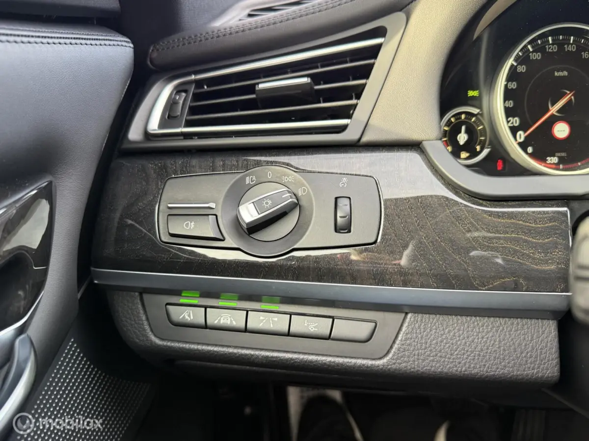 750d xDrive Individual Edition M-PAKKET