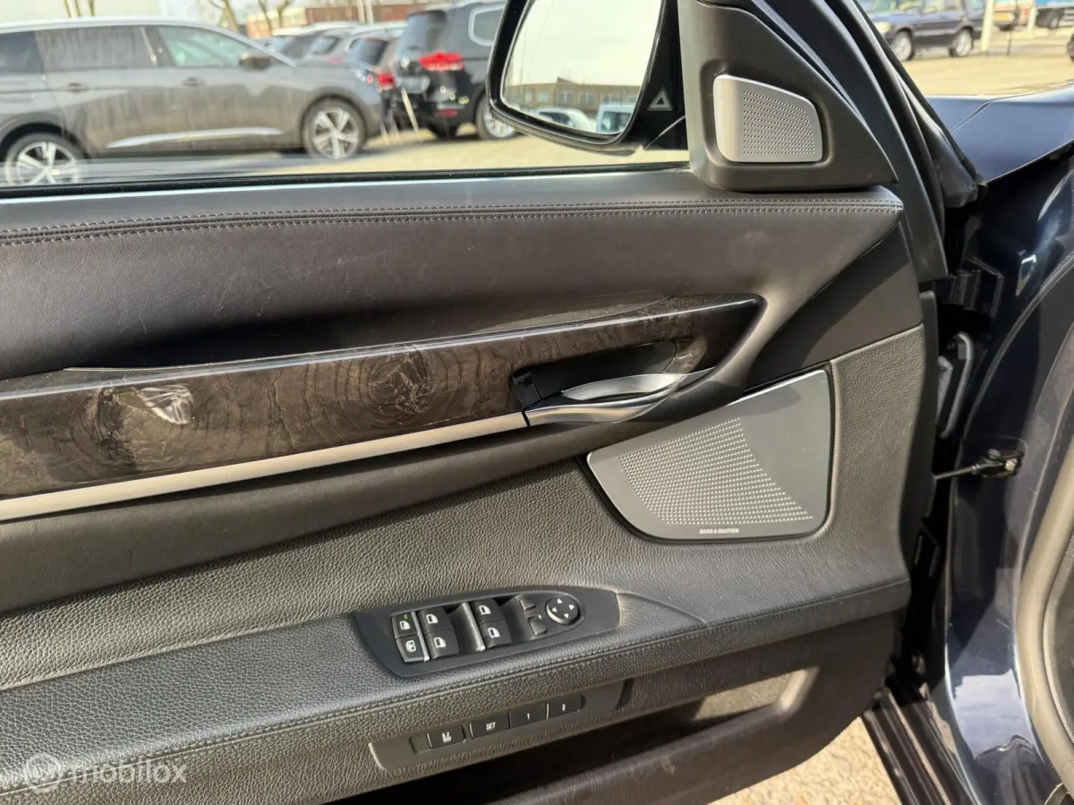 750d xDrive Individual Edition M-PAKKET