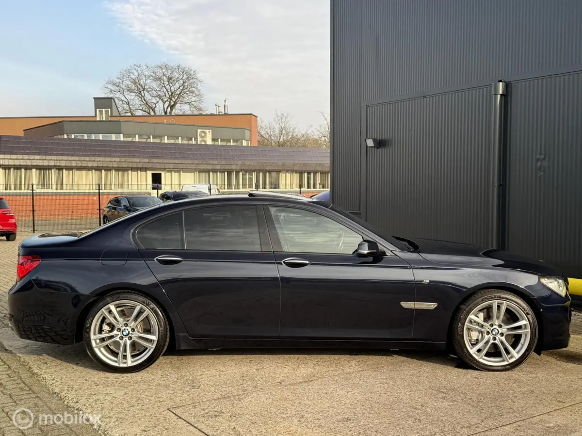 750d xDrive Individual Edition M-PAKKET