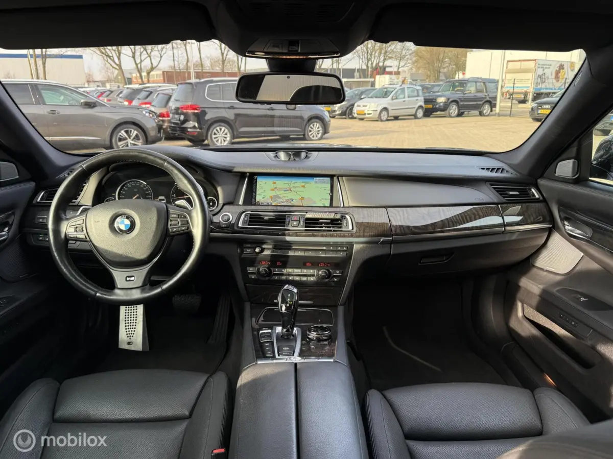 750d xDrive Individual Edition M-PAKKET