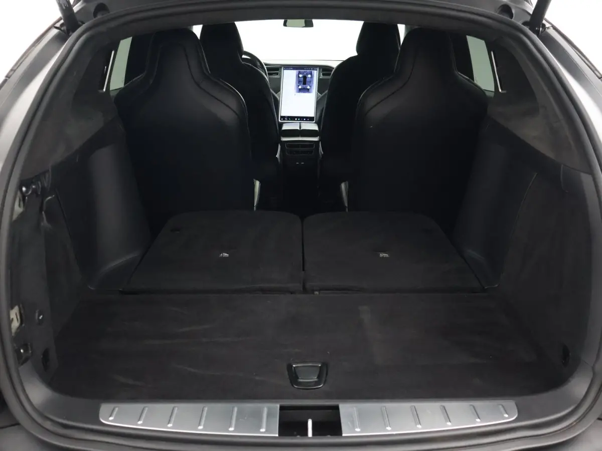 100D 6-PERS PERFORMANCE *RDW NWPRIJS €173.500* 612 PK | LUDICROUS SPEED | TREKHAAK 2250 KG! | CARBON AFWERKING