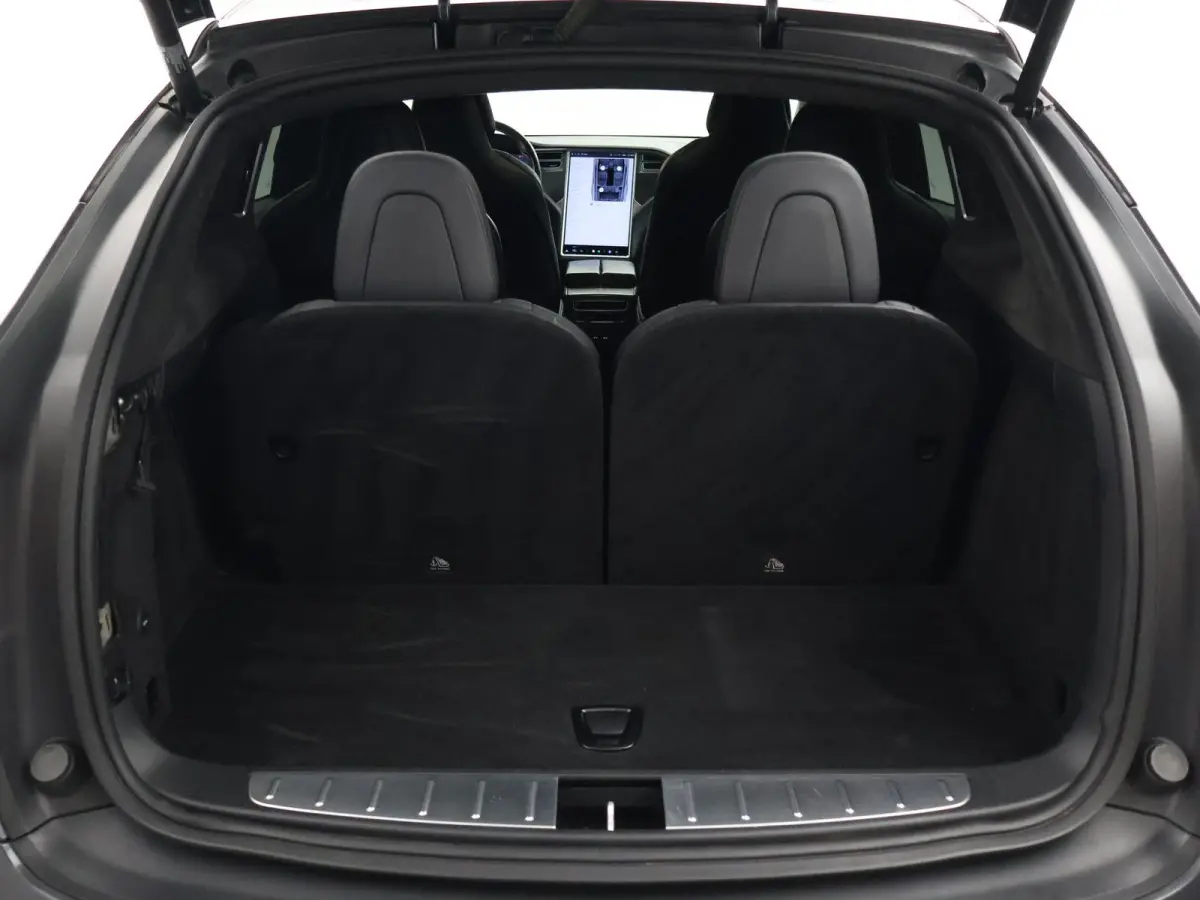 100D 6-PERS PERFORMANCE *RDW NWPRIJS €173.500* 612 PK | LUDICROUS SPEED | TREKHAAK 2250 KG! | CARBON AFWERKING