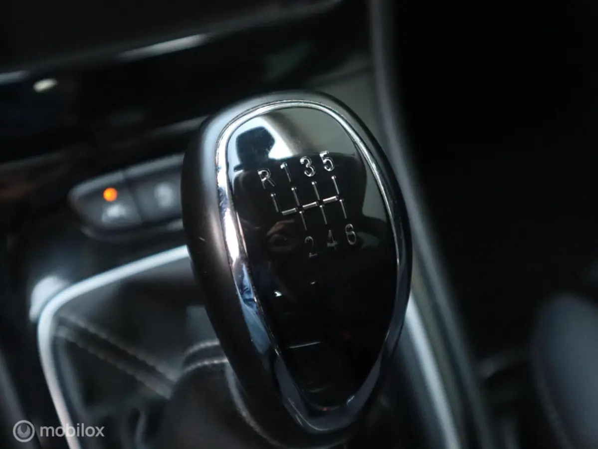 1.2 146 PK H6 Blitz Elegance Navi|Stoel&Stuurverw|Camera|LED|DonkerGlas|Digi Cockpit