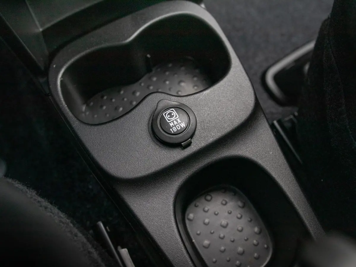 Cross | Airco | Cruise | Dakrails | 15" | PDC | Apple Carplay