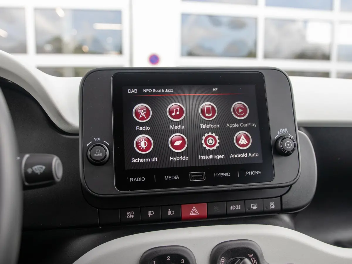 Cross | Airco | Cruise | Dakrails | 15" | PDC | Apple Carplay