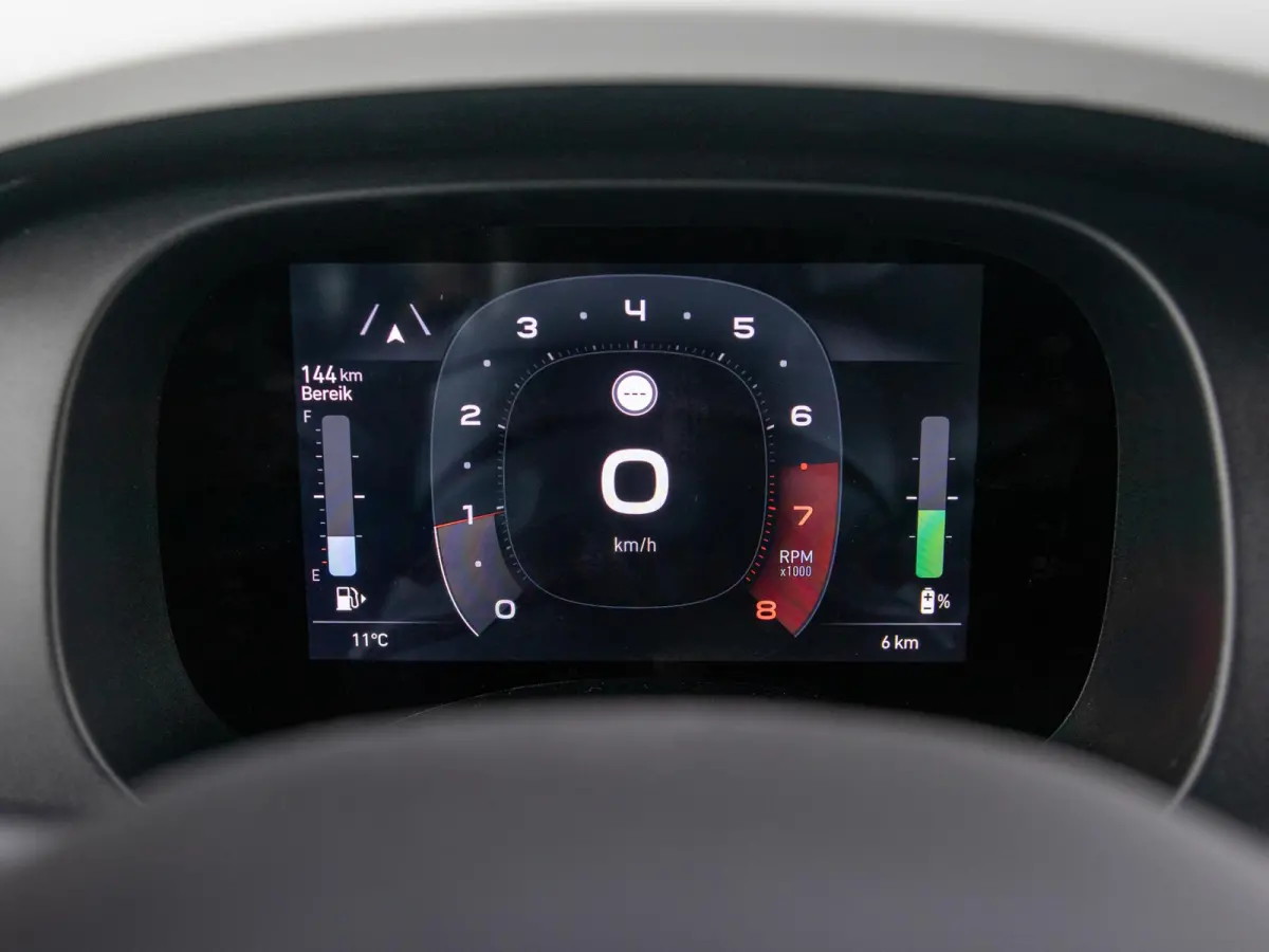 Cross | Airco | Cruise | Dakrails | 15" | PDC | Apple Carplay
