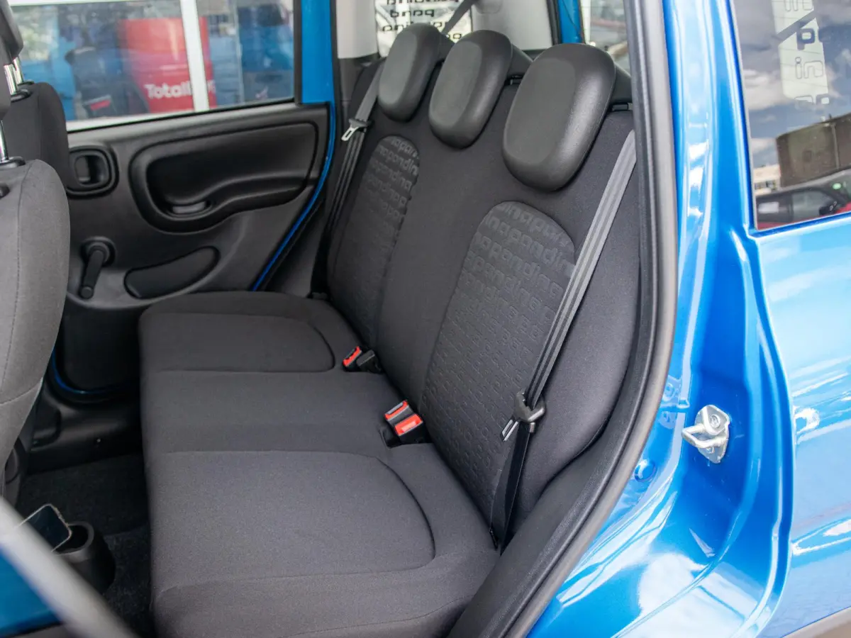 Cross | Airco | Cruise | Dakrails | 15" | PDC | Apple Carplay