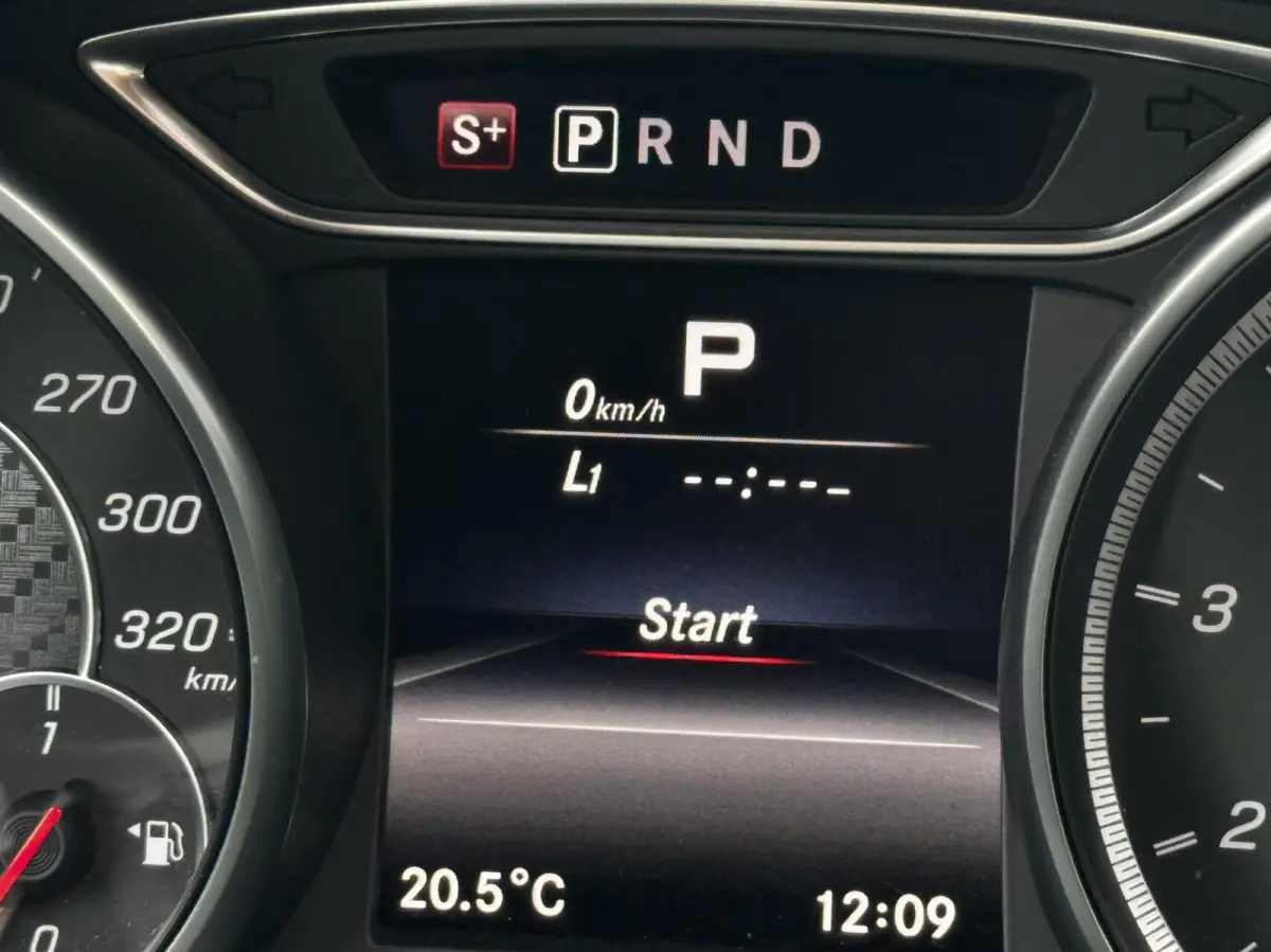 AMG 45 4MATIC|Pano|Performance|19"|381PK