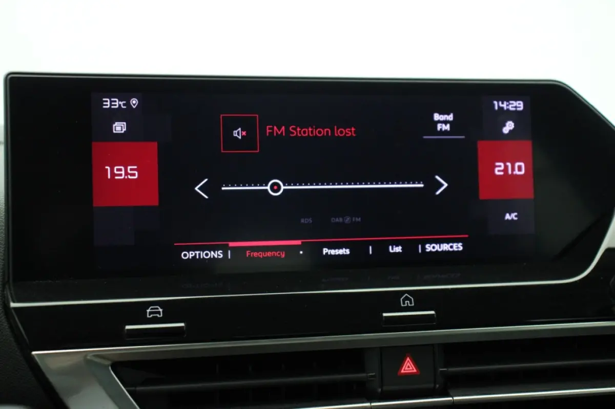 1.2 Puretech Feel Edition Automaat - Carplay, Cruise