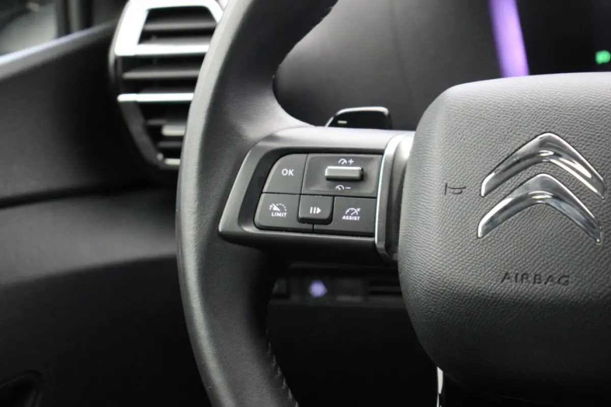 1.2 Puretech Feel Edition Automaat - Carplay, Cruise