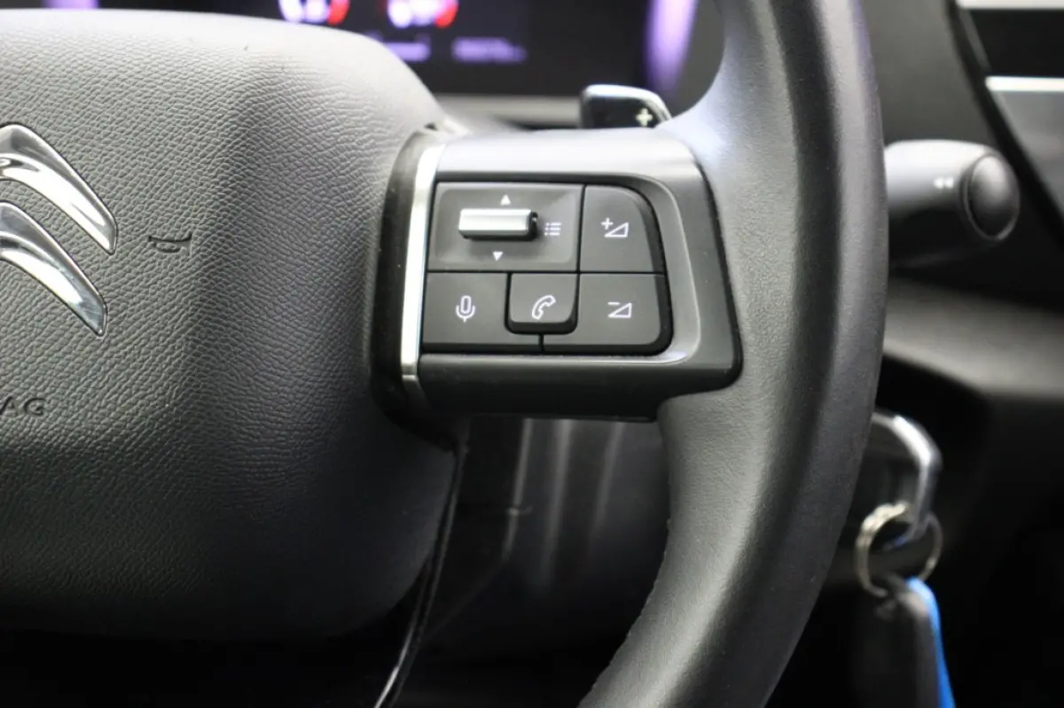 1.2 Puretech Feel Edition Automaat - Carplay, Cruise