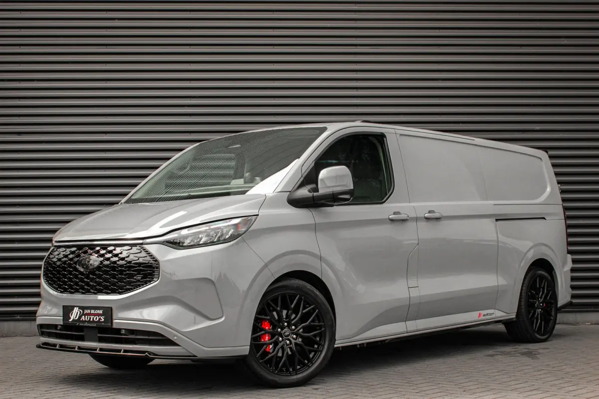 Cust. 340 L2H1 Limited 71kWh 218PK / JB- EDITON / CAMERA / 370KM RANGE / APPLE CARPLAY /DRIVERS- PACK /FULL OPTION
