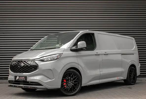 Cust. 340 L2H1 Limited 71kWh 218PK / JB- EDITON / CAMERA / 370KM RANGE / APPLE CARPLAY /DRIVERS- PACK /FULL OPTION