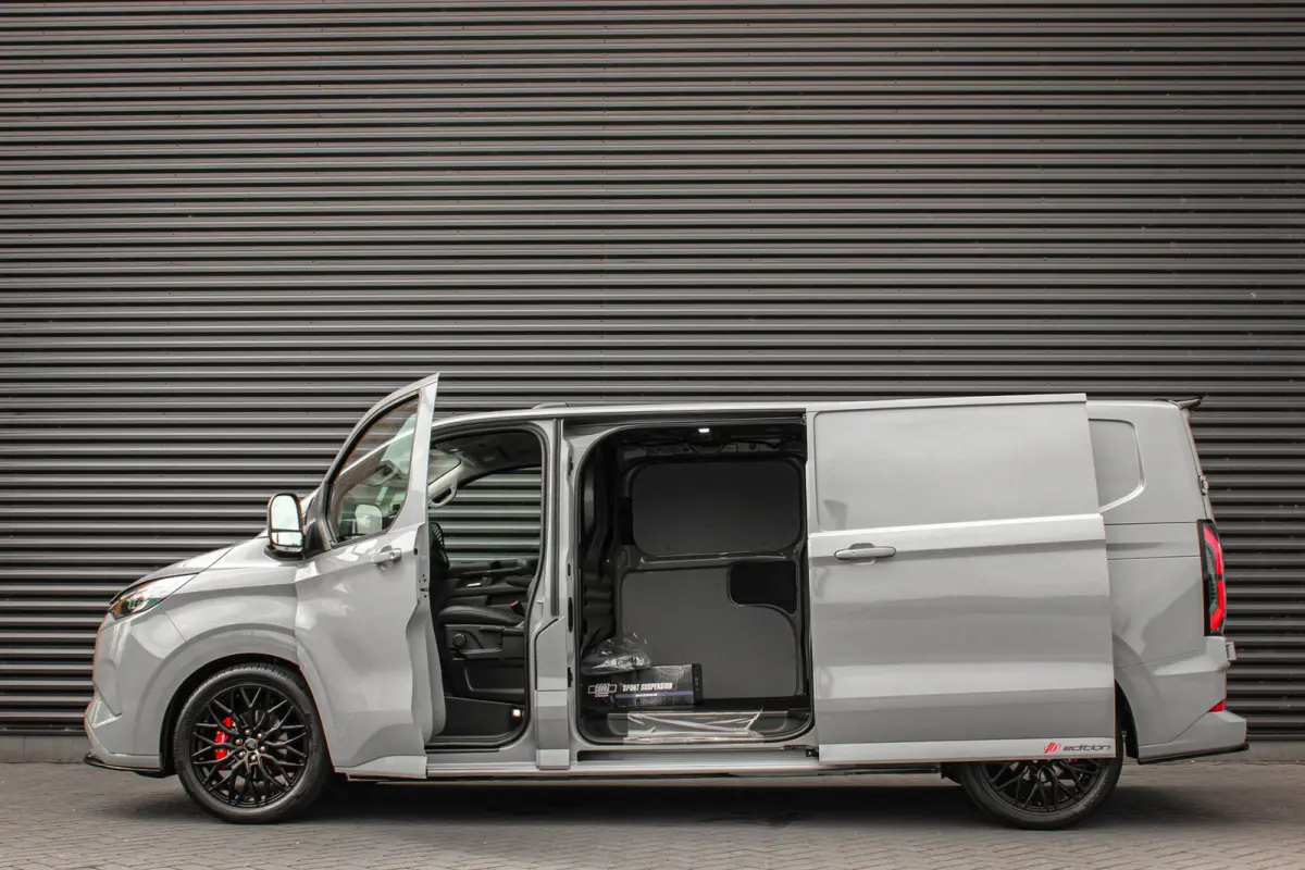Cust. 340 L2H1 Limited 71kWh 218PK / JB- EDITON / CAMERA / 370KM RANGE / APPLE CARPLAY /DRIVERS- PACK /FULL OPTION