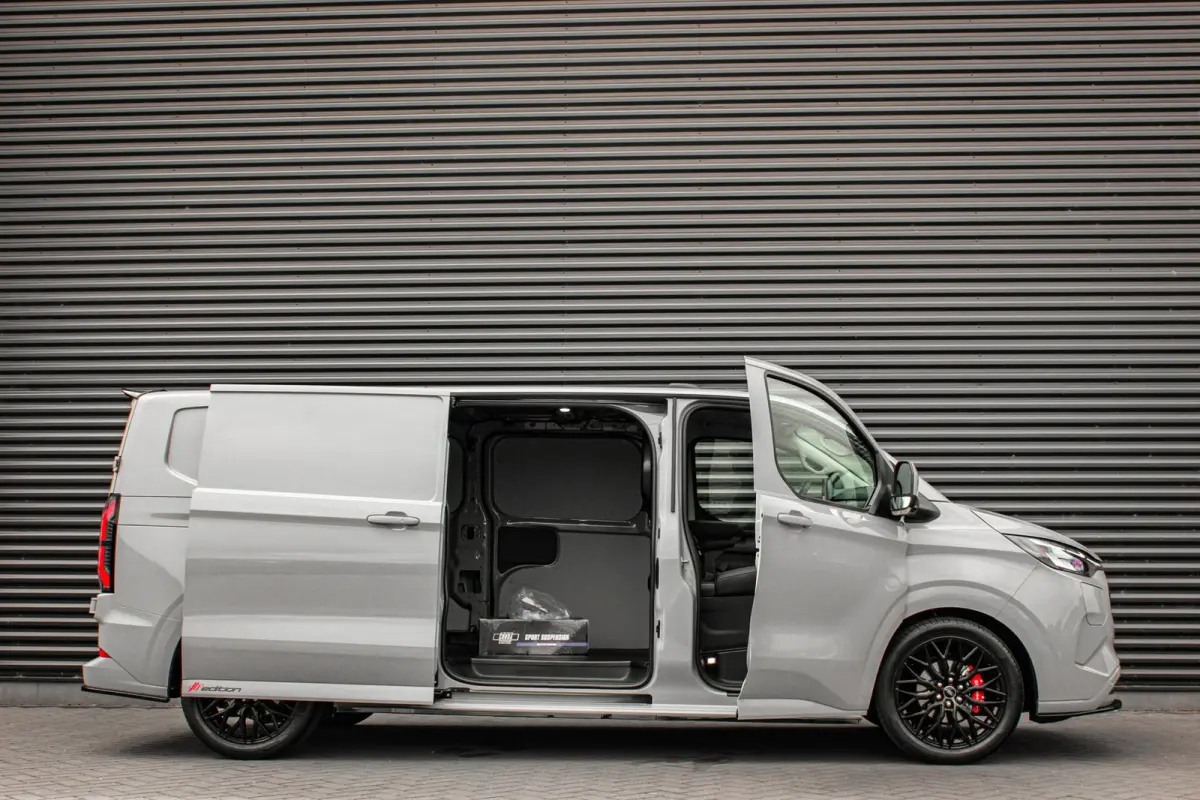 Cust. 340 L2H1 Limited 71kWh 218PK / JB- EDITON / CAMERA / 370KM RANGE / APPLE CARPLAY /DRIVERS- PACK /FULL OPTION
