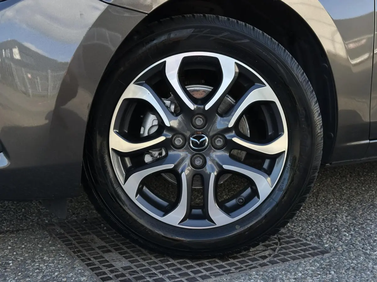 1.5 Kizoku Skyactiv-G, Cruise, PDC, Clima, Stoelverw