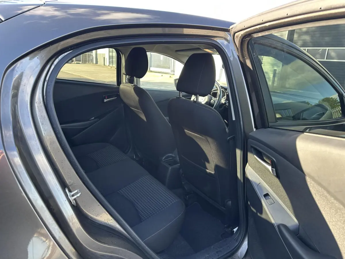 1.5 Kizoku Skyactiv-G, Cruise, PDC, Clima, Stoelverw