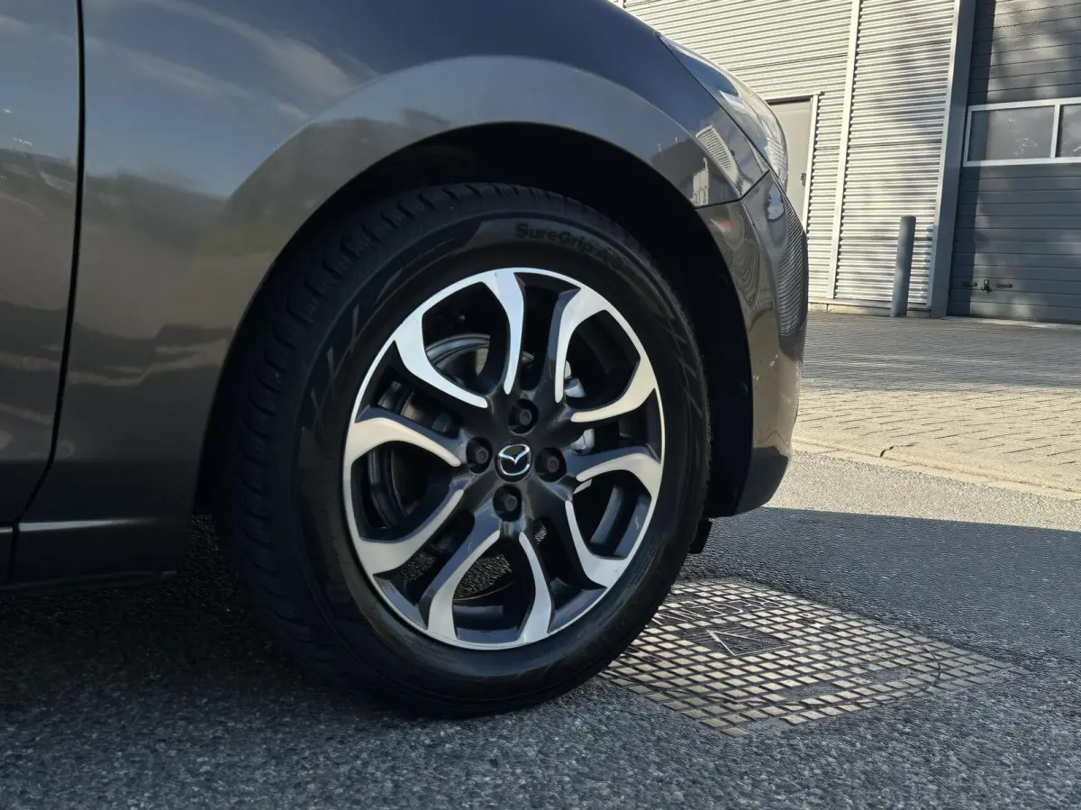 1.5 Kizoku Skyactiv-G, Cruise, PDC, Clima, Stoelverw
