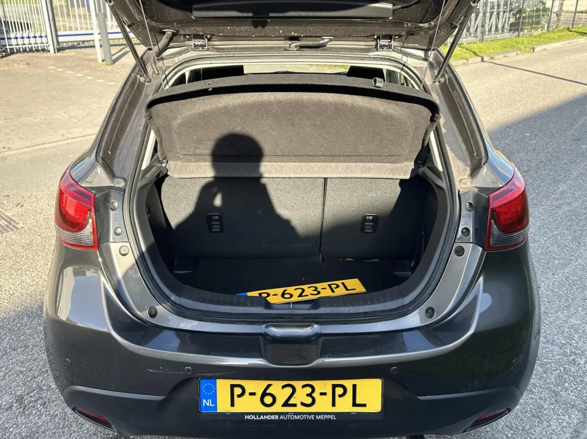 1.5 Kizoku Skyactiv-G, Cruise, PDC, Clima, Stoelverw