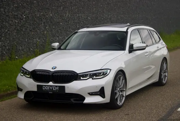 330i High Executive