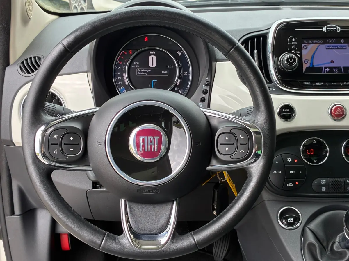 0.9 TwinAir Turbo Lounge|Panoramadak|Navigatie|CruiseControl|Climatronic