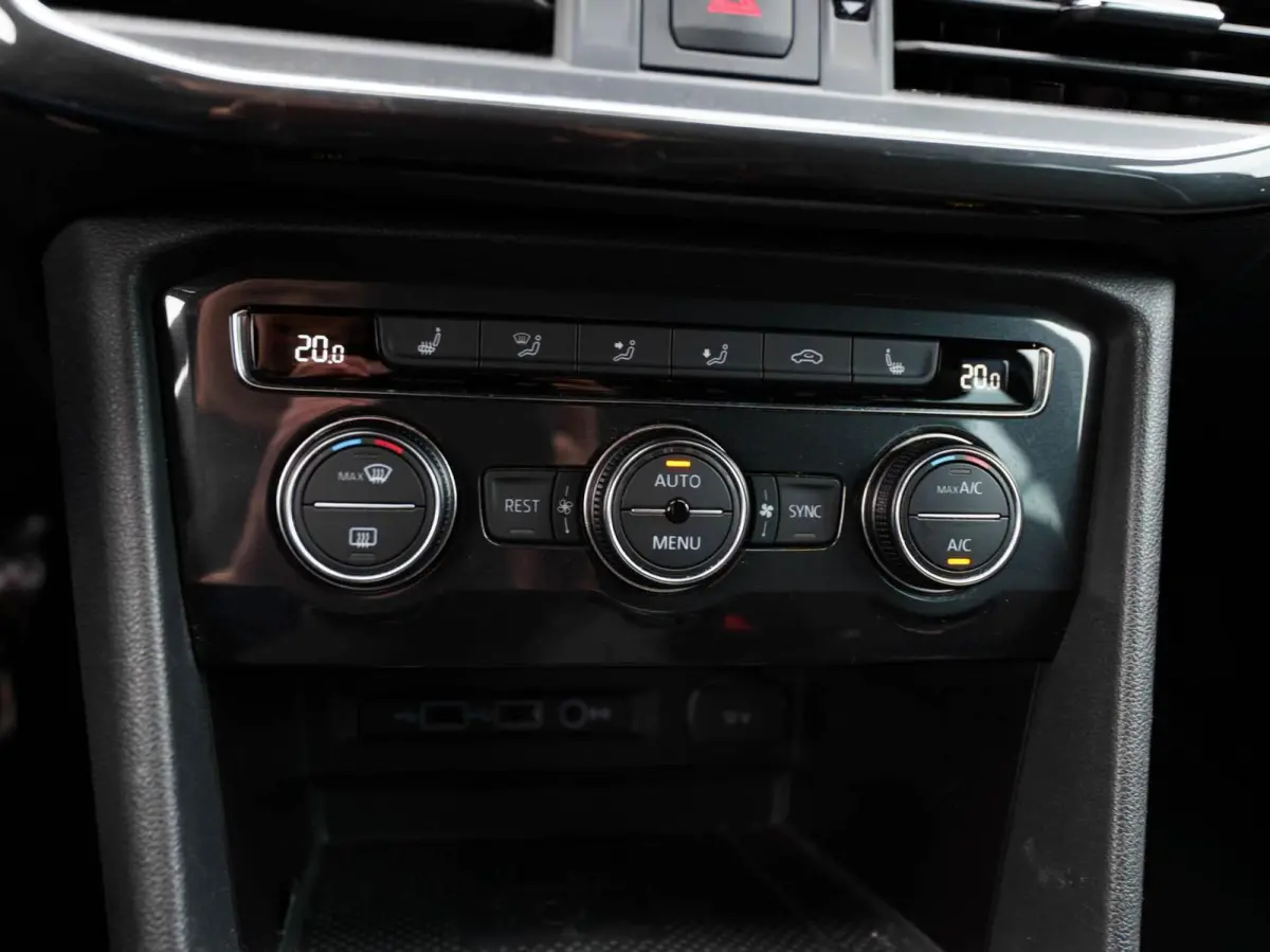 1.5 TSI 150pk Xcellence | Navigatie | 360 Camera | Stoelverwarming | Trekhaak