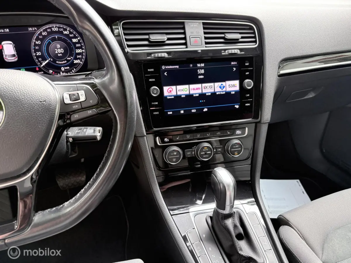 1.6 TDI Highline | NAVI | AUT | 82.000KM |