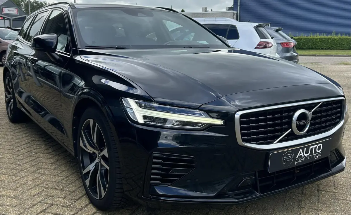 2.0 T8 Twin Engine AWD R-Design 331PK | Achteruitrijcamera | Elektrische Trekhaak | Nieuwe APK | LED | Carplay | Lederen Bekleding | Elektrisch Bestuurdersstoel met Geheugen | Elektrisch Ver