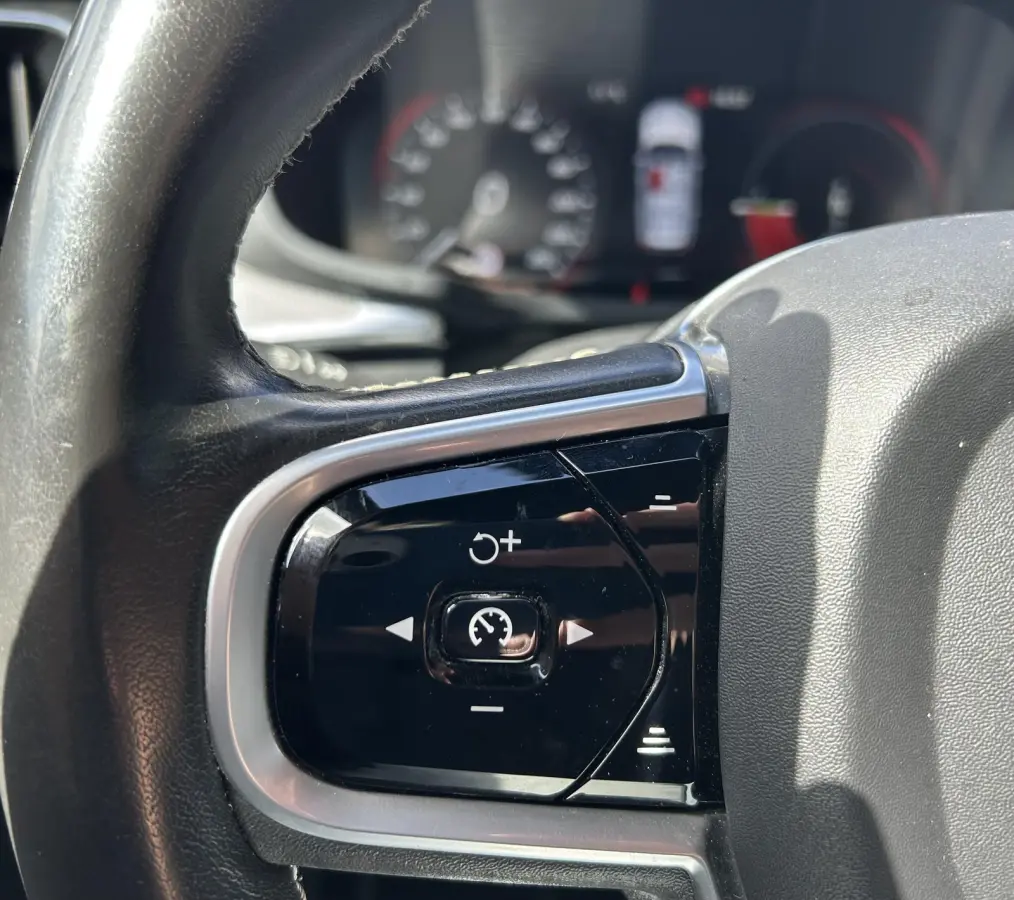 2.0 T8 Twin Engine AWD R-Design 331PK | Achteruitrijcamera | Elektrische Trekhaak | Nieuwe APK | LED | Carplay | Lederen Bekleding | Elektrisch Bestuurdersstoel met Geheugen | Elektrisch Ver