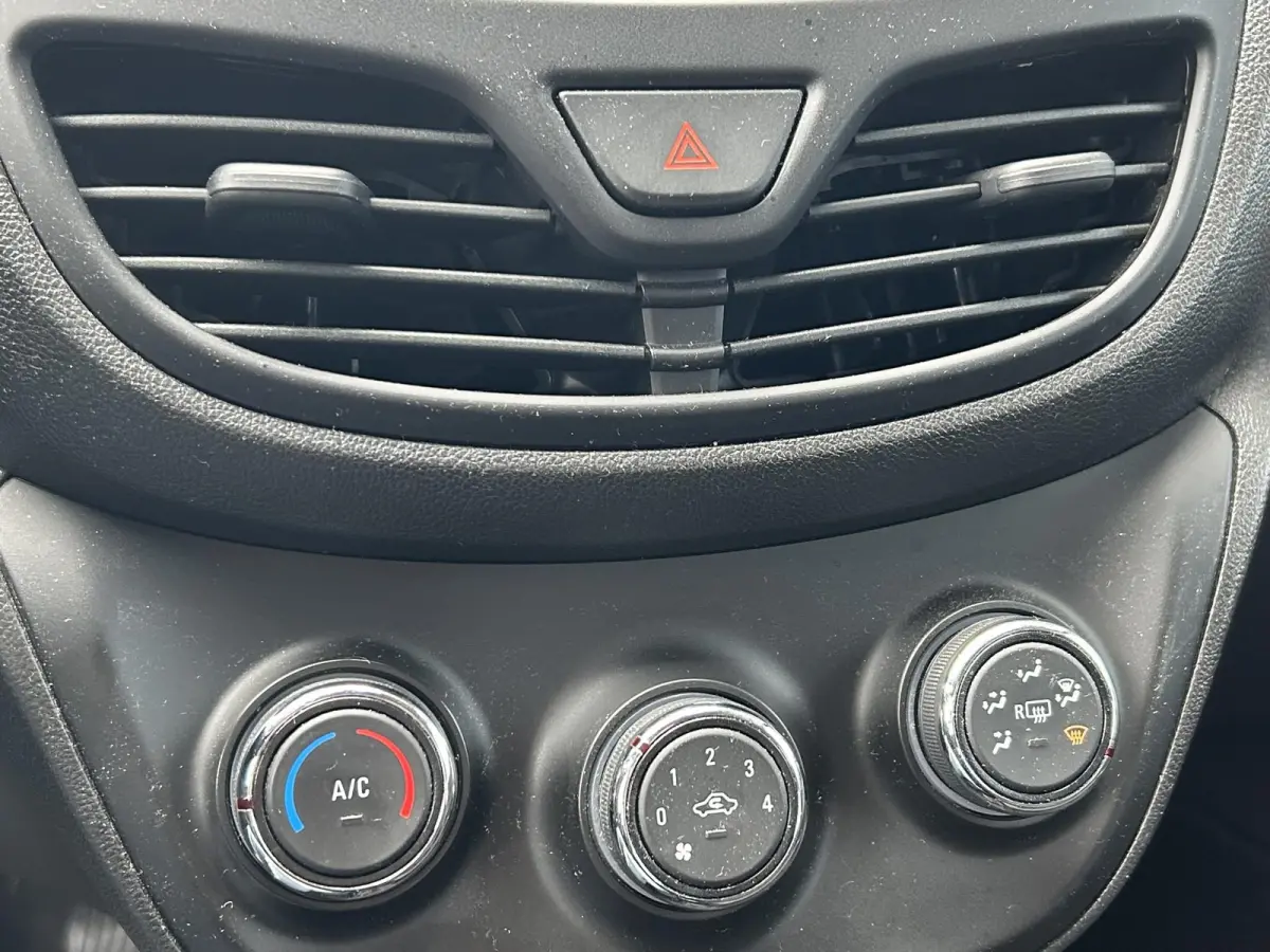 1.0 ecoFLEX Edition 75PK | 1e Eigenaar | NL AUTO | Airco | Parkeersensoren | Cruise Control | 2 Sleutels |