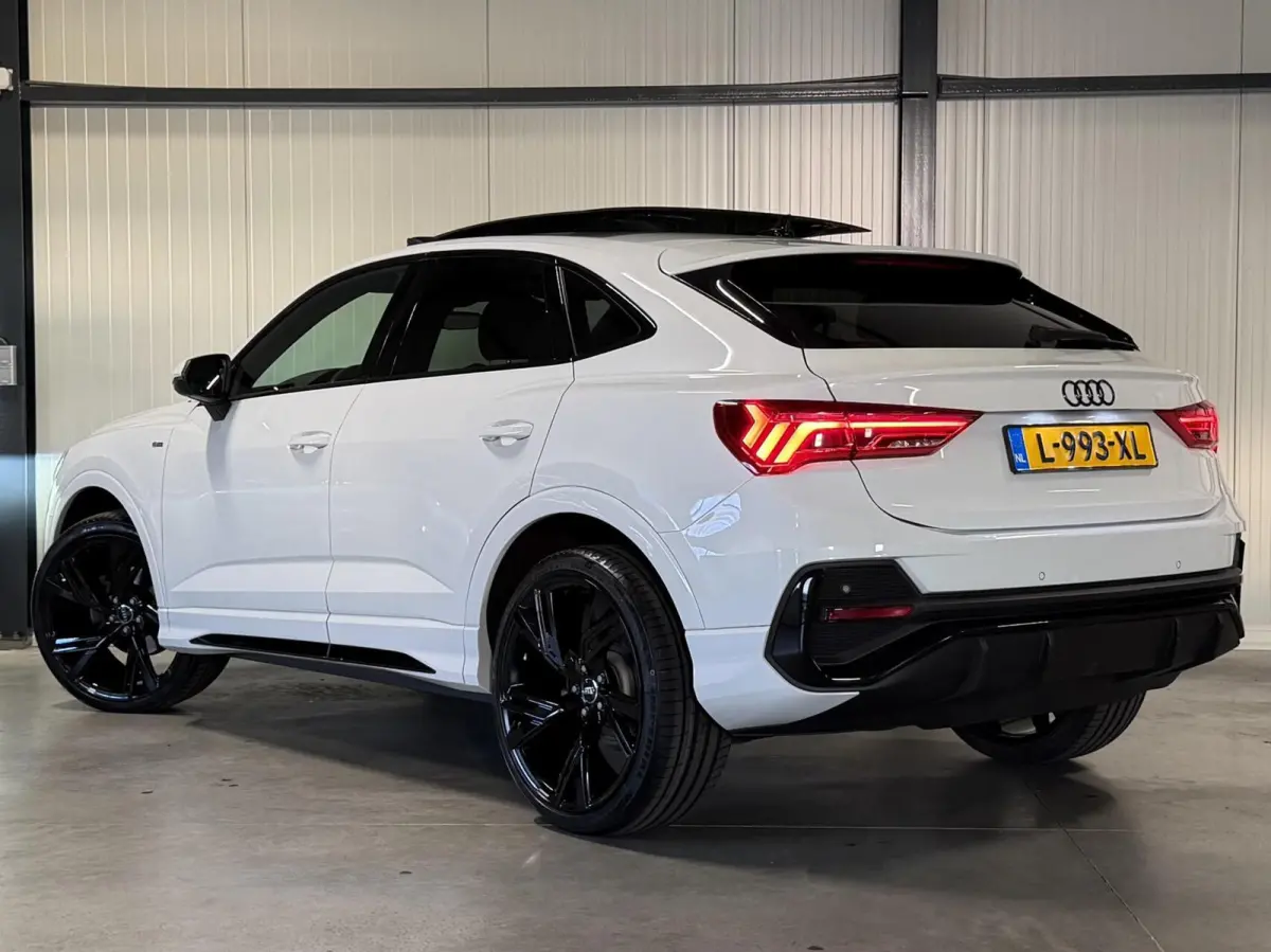 35 TFSI S-line Pano Virtual Black Optic