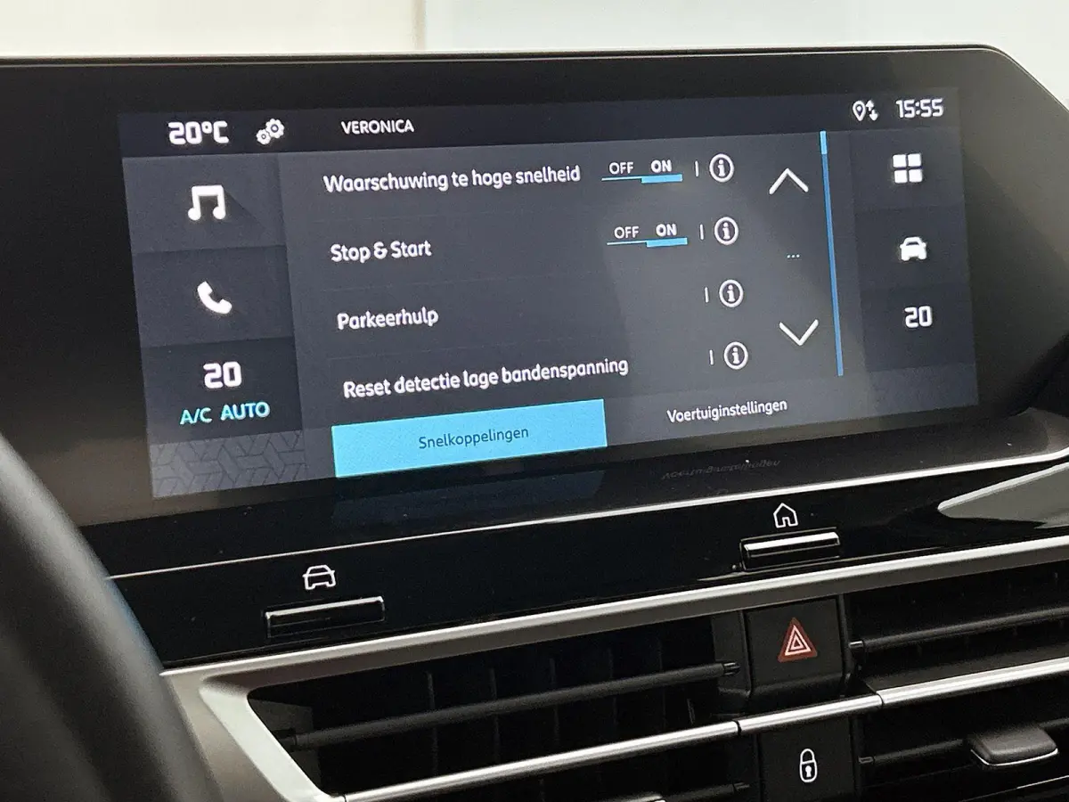 1.2 Hybrid 145pk Plus Automaat | Apple Carplay/Android Auto | Climate Control | Cruise Control | Camera | LED |