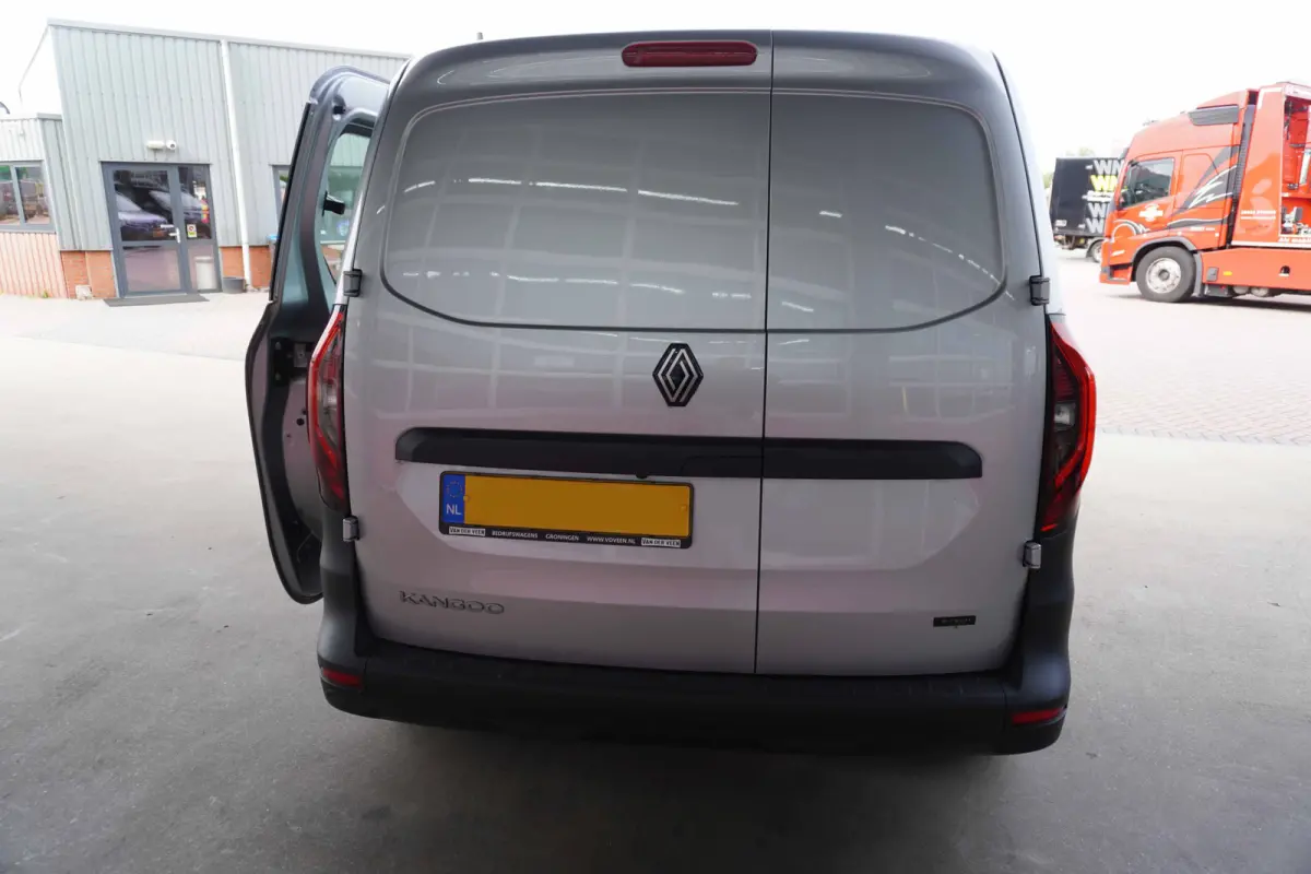 Advance L2 44 kWh Automaat Opklapbare Dubbelcabine nr.V095 | 120PK | Climate | Navi | Cruise | Schuifdeur L + R