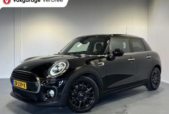 1.5 One Pepper | Navigatie/Android/Apple Carplay | LM Velgen 16" | Cruise Control | PDC Achter | Airco | LED Koplampen |