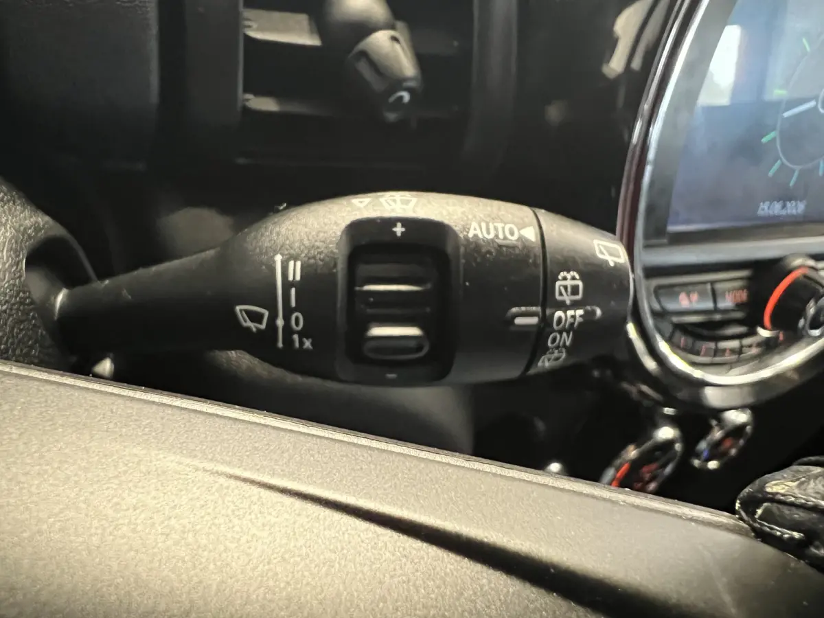 1.5 One Pepper | Navigatie/Android/Apple Carplay | LM Velgen 16" | Cruise Control | PDC Achter | Airco | LED Koplampen |