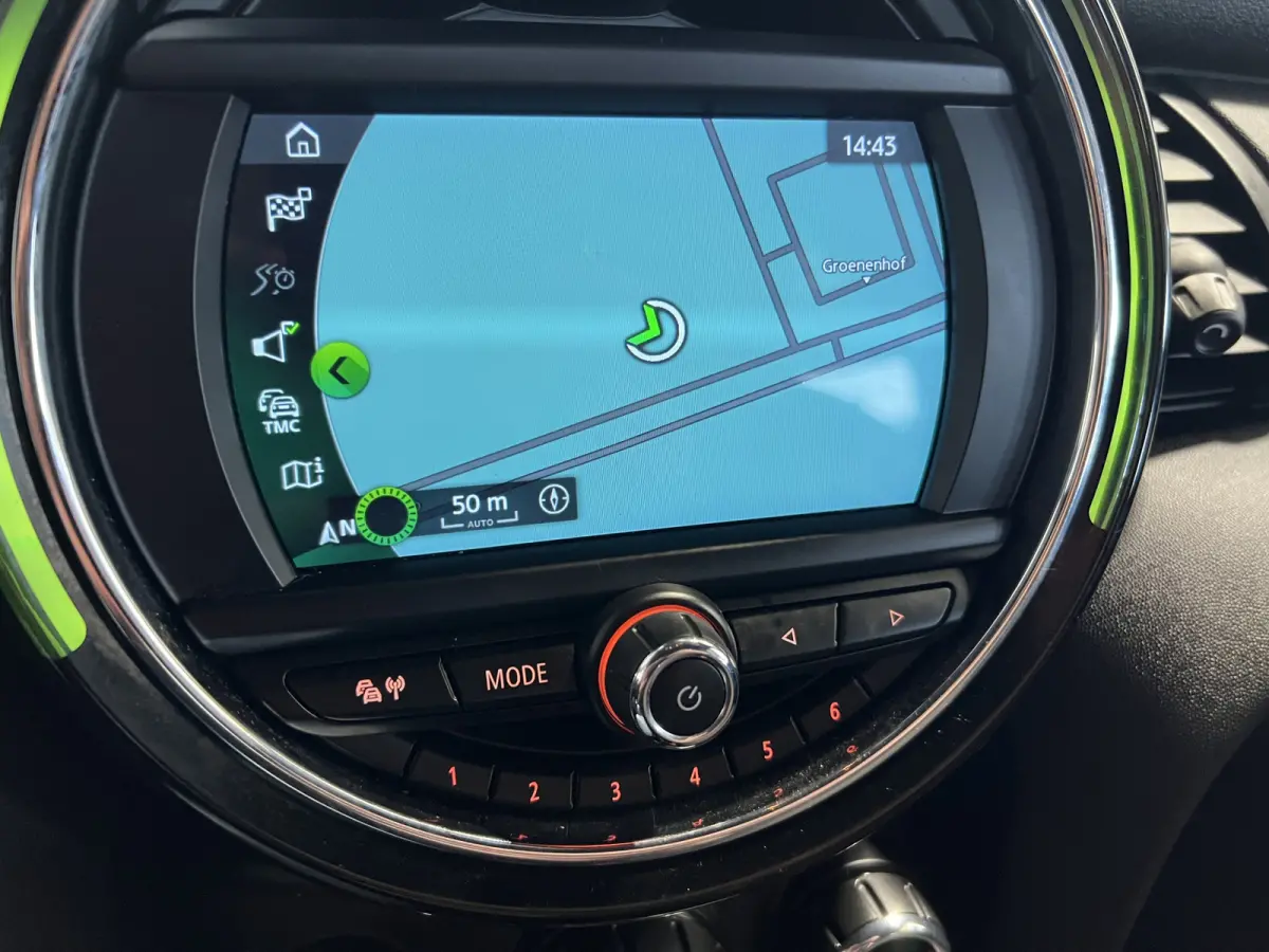 1.5 One Pepper | Navigatie/Android/Apple Carplay | LM Velgen 16" | Cruise Control | PDC Achter | Airco | LED Koplampen |