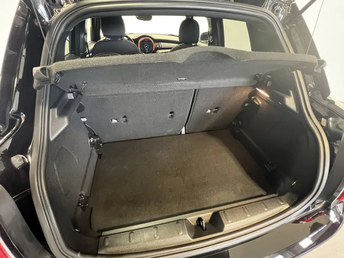 1.5 One Pepper | Navigatie/Android/Apple Carplay | LM Velgen 16" | Cruise Control | PDC Achter | Airco | LED Koplampen |