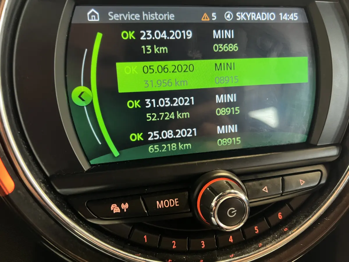 1.5 One Pepper | Navigatie/Android/Apple Carplay | LM Velgen 16" | Cruise Control | PDC Achter | Airco | LED Koplampen |
