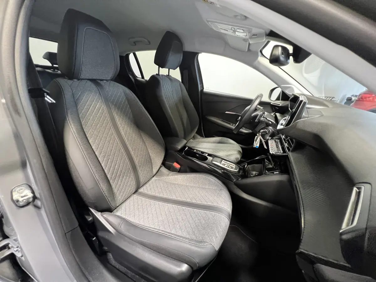 1.2 Hybrid 110 e-DCS6 Allure | Android/Apple Carplay | LM Velgen 16" | Cruise Control | Kunstleder/Stoffen Bekleding | LED Koplampen | Airco |