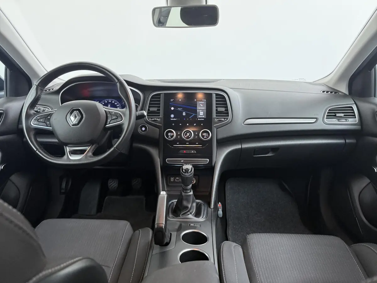 TCe 140 GPF Business Zen | Trekhaak | Parkeercamera | Navigatie |