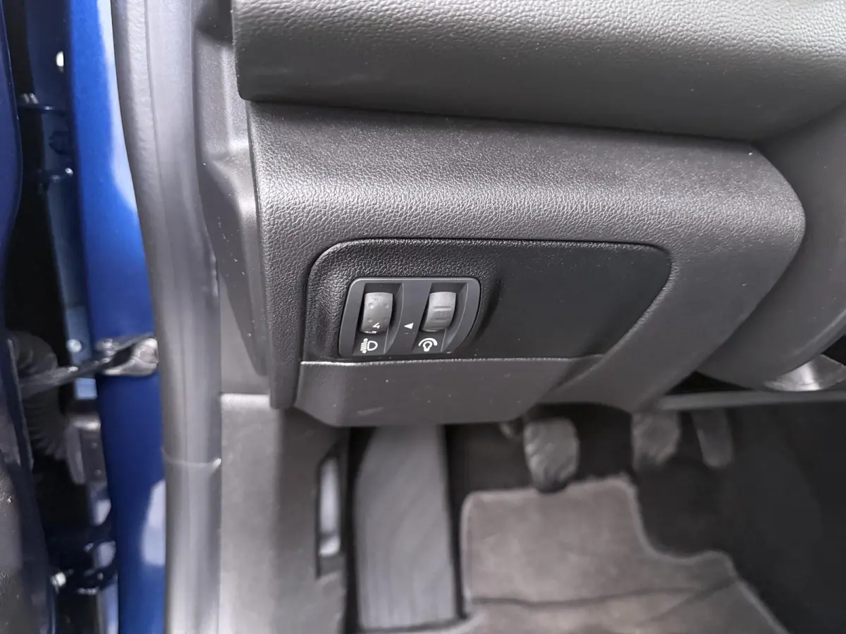 TCe 140 GPF Business Zen | Trekhaak | Parkeercamera | Navigatie |