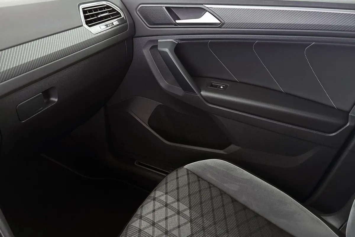 1.4 TSI eHybrid R-Line Business+ Head-Up Stuur-Stoelverwarming Adaptief Onderstel