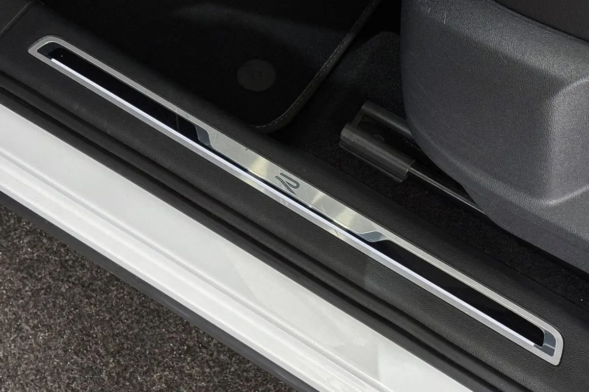 1.4 TSI eHybrid R-Line Business+ Head-Up Stuur-Stoelverwarming Adaptief Onderstel
