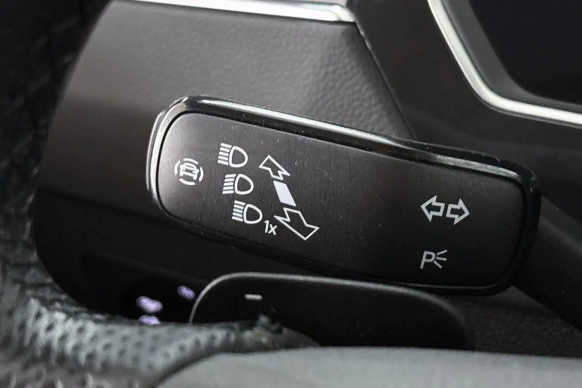 1.4 TSI eHybrid R-Line Business+ Head-Up Stuur-Stoelverwarming Adaptief Onderstel